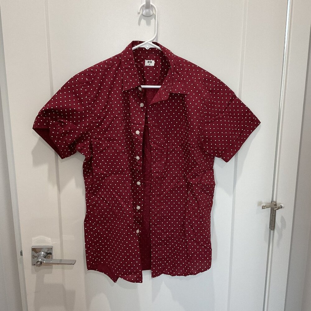 Uniqlo NWOT Men's Polka Dot Shirt